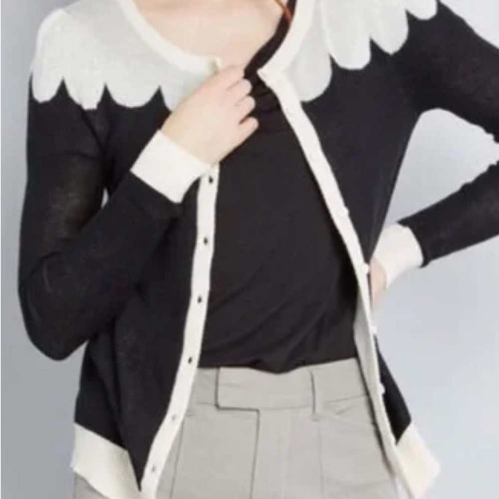 ModCloth Parisian cardigan in black-and-white, size medium